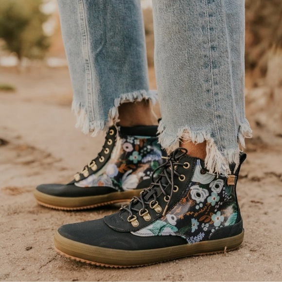 KEDS x RIFLE PAPER CO. Scout Water-resistant Boot Garden Party In Navy Multi - Picture 1 of 13